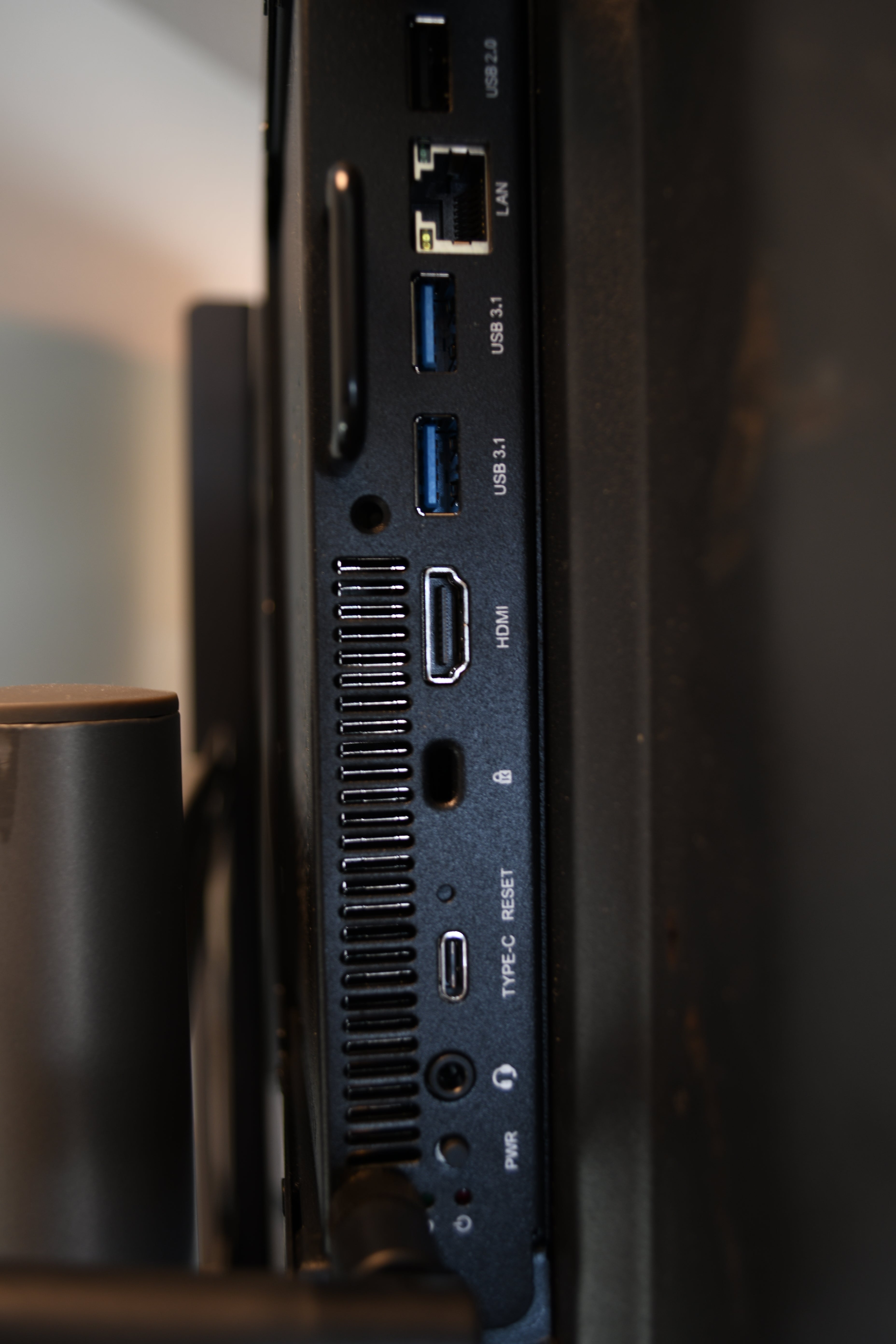 PB-PRO-86 | 86" 4K Edu Series Smart Interactive Touch Screen with Android 11 & DeepHub - Montavue