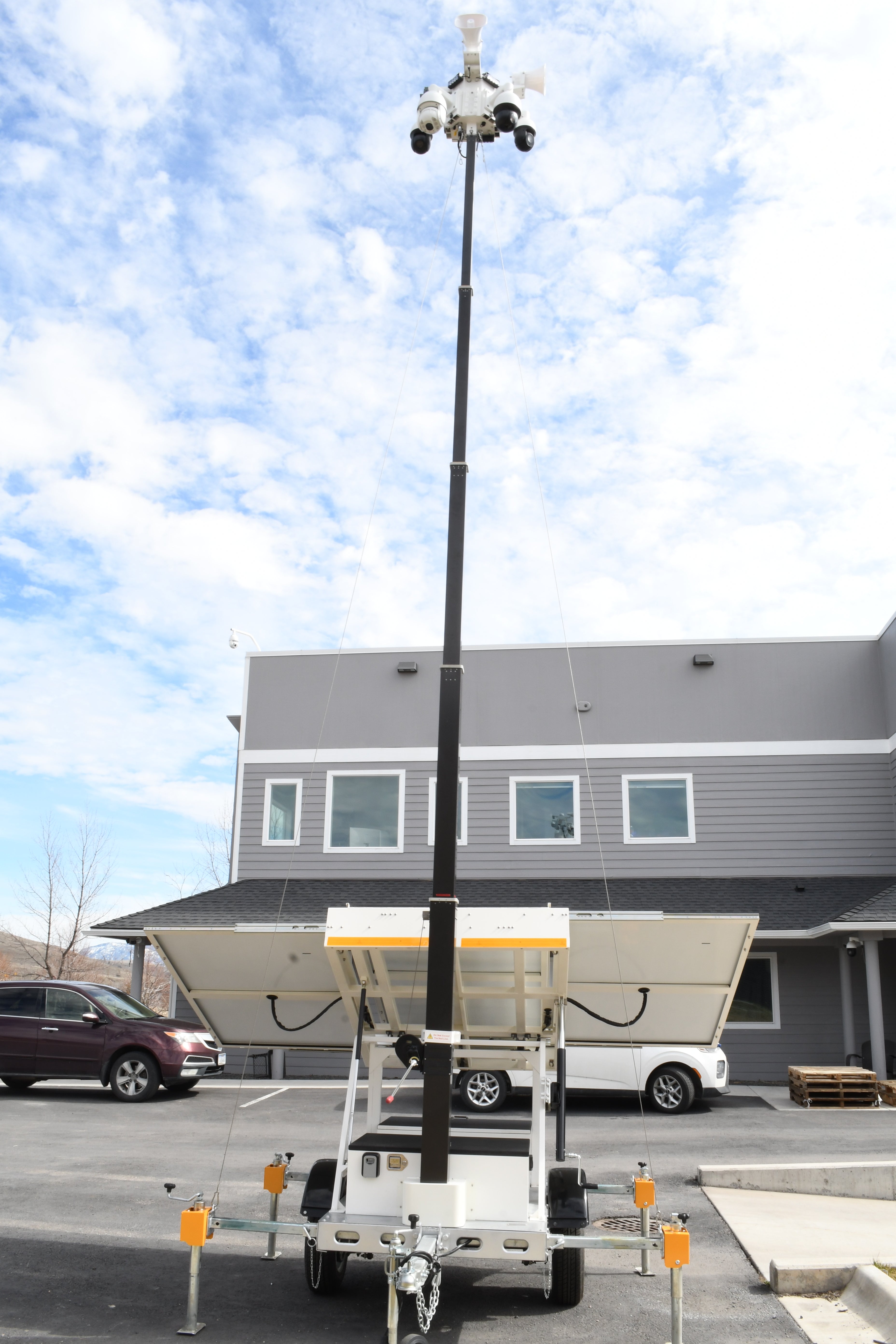 Solar Security Trailer - Montavue