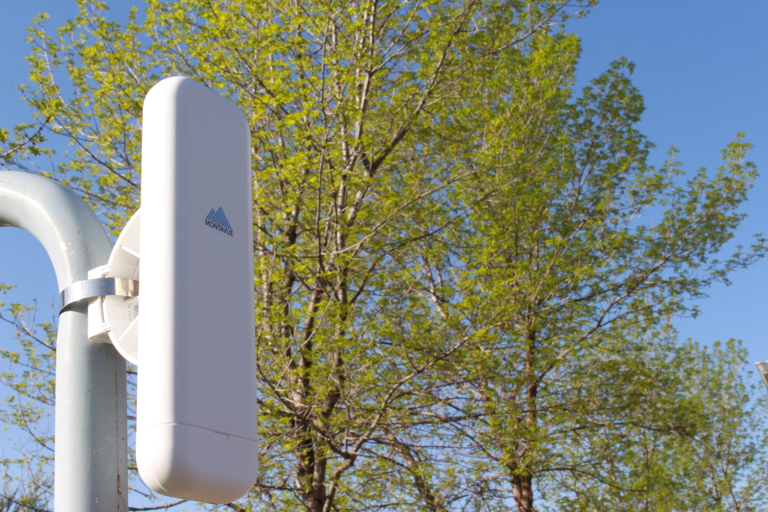 The MAWB-03P Wireless Bridge: Reliable Long-Distance Connectivity Made Simple